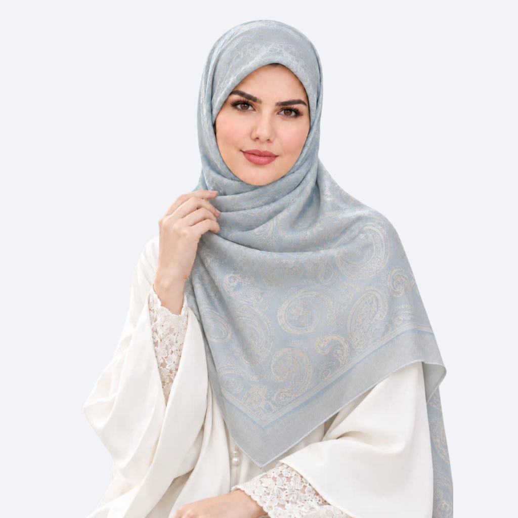 روسری ابریشم ژاکارد قواره ۱۴۰ طرح پیچا