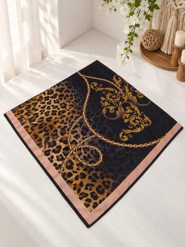 روسری ساتن حریر قواره ۱۲۰ طرح پلنگی