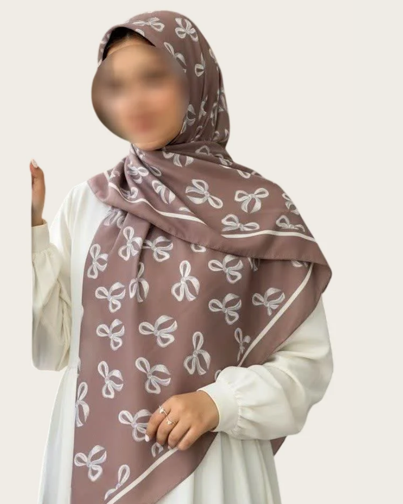 روسری نخی قواره 140 طرح پاپیون دار - M